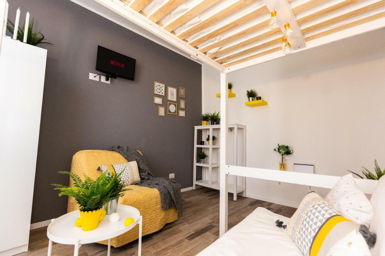 Apartment Mamiani 2 Milan Bagian luar foto
